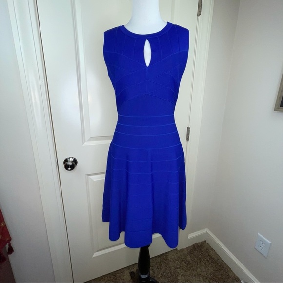 Adrianna Papell Blue Fit & Flare Dress Sleeveless M - Picture 15 of 16